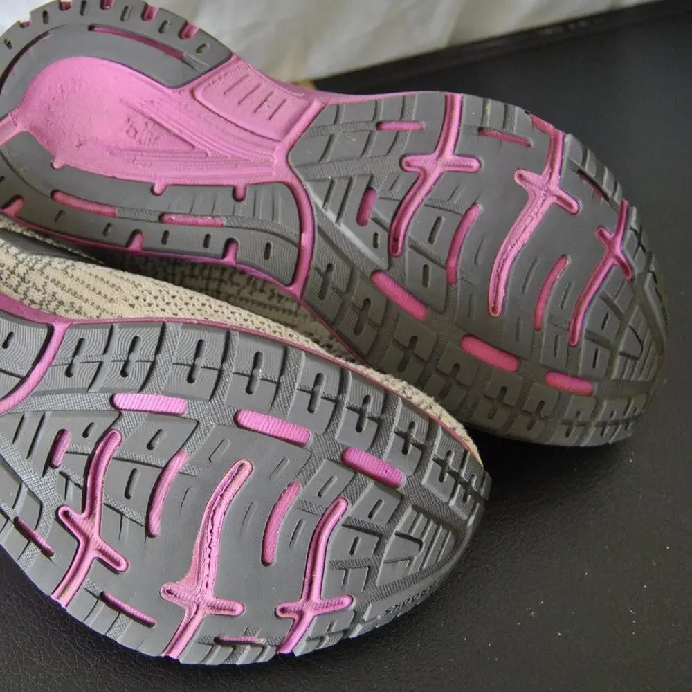 Brooks Revel 3 Pink and Gray Running Shoe Size 10